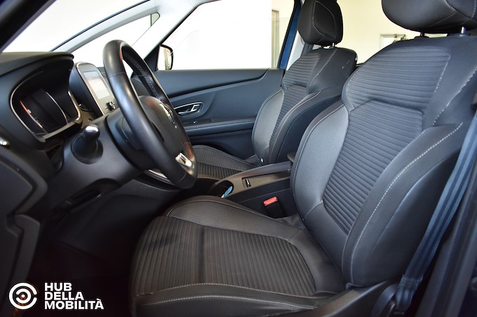 RENAULT Scénic TCe 140 CV EDC FAP Business